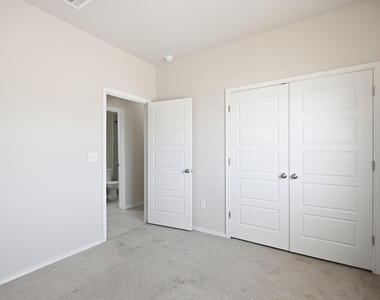 1733 Davidson Ranch Dr - Photo Thumbnail 22
