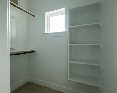 2705 Wilson St - Photo Thumbnail 26