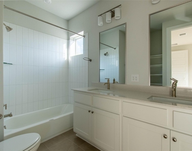 2705 Wilson St - Photo Thumbnail 24