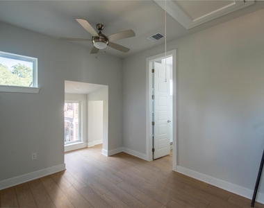 2705 Wilson St - Photo Thumbnail 17