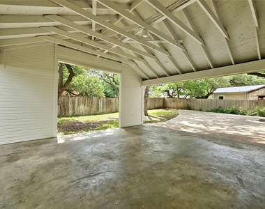 1305 Kenwood Ave - Photo Thumbnail 26
