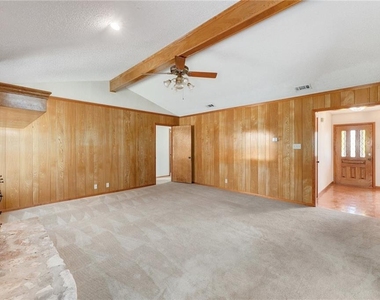 207 Rancho Bueno Dr - Photo Thumbnail 11