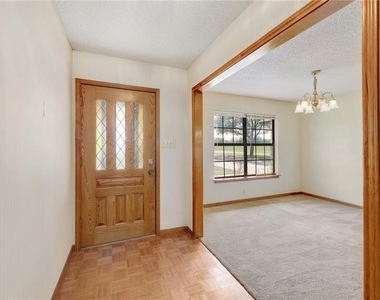 207 Rancho Bueno Dr - Photo Thumbnail 7