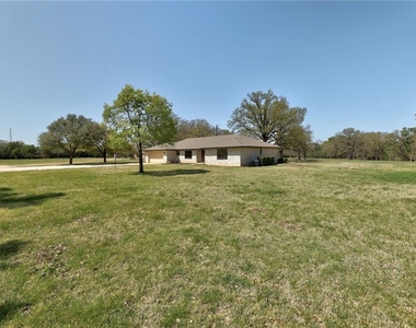207 Rancho Bueno Dr - Photo Thumbnail 4