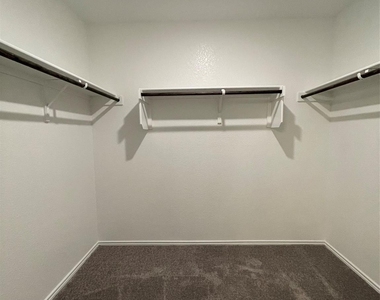 51 Pacific Loon St - Photo Thumbnail 14