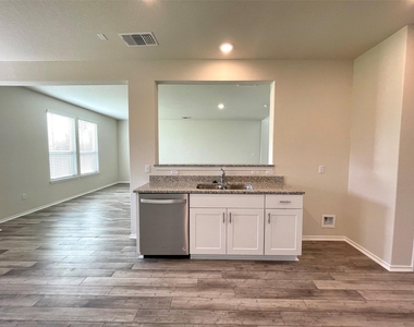 51 Pacific Loon St - Photo Thumbnail 4