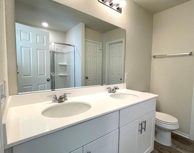 51 Pacific Loon St - Photo Thumbnail 10