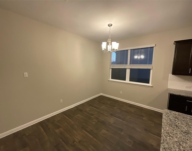 142 Jubilee Dr - Photo Thumbnail 23