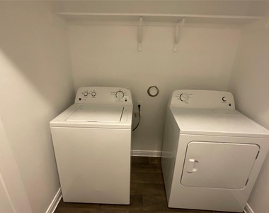 142 Jubilee Dr - Photo Thumbnail 11