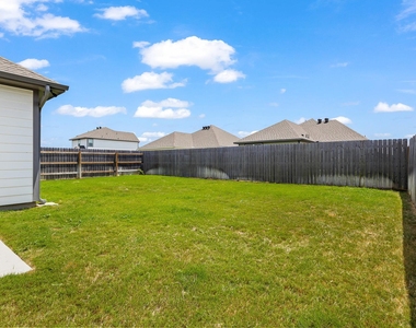242 Boatright Blvd - Photo Thumbnail 23
