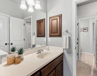 6310 River Place Blvd - Photo Thumbnail 30