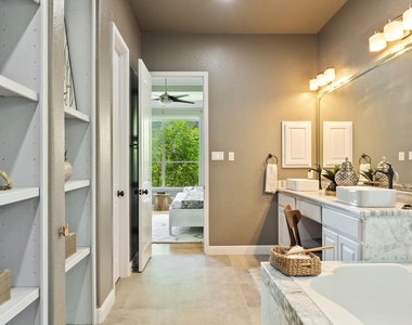 6310 River Place Blvd - Photo Thumbnail 22