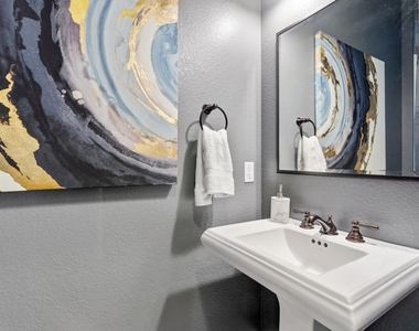 6310 River Place Blvd - Photo Thumbnail 33
