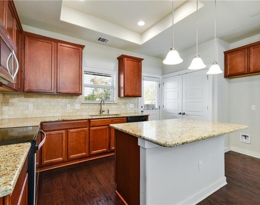 3920 Kenter Xing - Photo Thumbnail 6