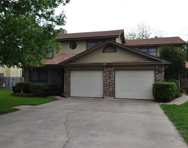 13405 Saddlebrook Trl - Photo Thumbnail 2
