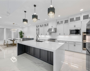 3304 Belted Galloway St - Photo Thumbnail 9