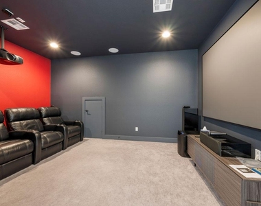 3304 Belted Galloway St - Photo Thumbnail 33