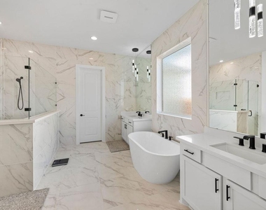 3304 Belted Galloway St - Photo Thumbnail 17