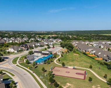 3304 Belted Galloway St - Photo Thumbnail 38