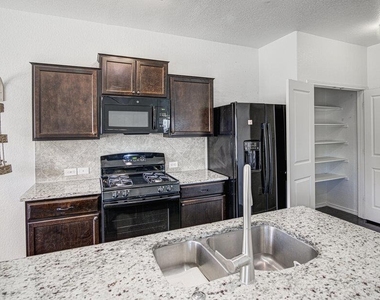 3505 Colorado High Ave - Photo Thumbnail 8