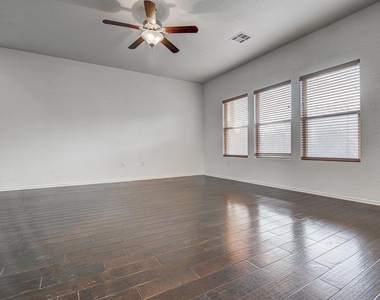 3505 Colorado High Ave - Photo Thumbnail 5