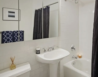 90 Washington Street - Photo Thumbnail 1