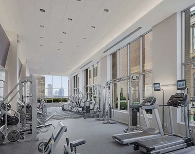 90 Washington Street - Photo Thumbnail 4