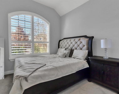 16321 Horse Trap Ln - Photo Thumbnail 27
