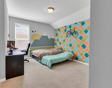 16321 Horse Trap Ln - Photo Thumbnail 33