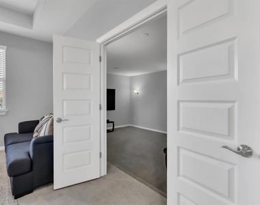 16321 Horse Trap Ln - Photo Thumbnail 20