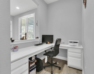 16321 Horse Trap Ln - Photo Thumbnail 15