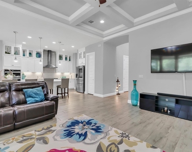16321 Horse Trap Ln - Photo Thumbnail 5