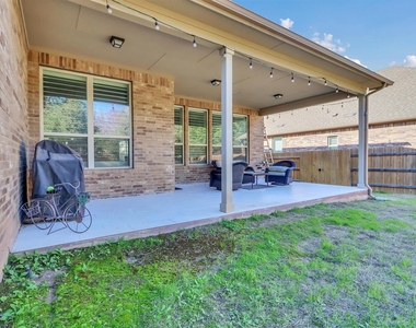 16321 Horse Trap Ln - Photo Thumbnail 36