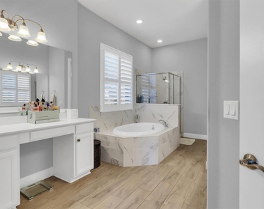 16321 Horse Trap Ln - Photo Thumbnail 17