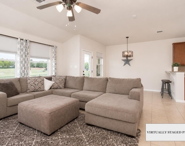 4193 Fairmeadow Dr - Photo Thumbnail 2