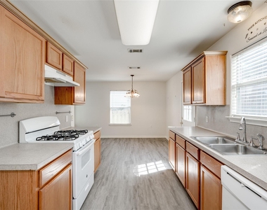 6117 Perlita Dr - Photo Thumbnail 3