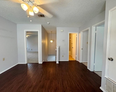 14009 Maricella Ln - Photo Thumbnail 17