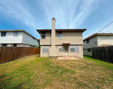 14009 Maricella Ln - Photo Thumbnail 30