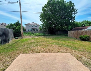 14009 Maricella Ln - Photo Thumbnail 29