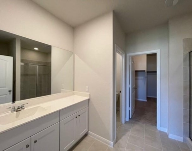 322 Northshore - Photo Thumbnail 24