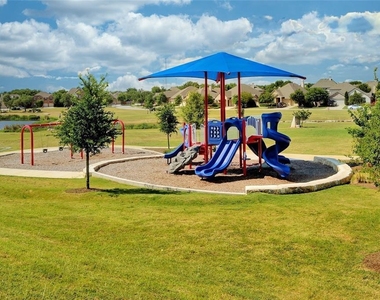 2228 Hilltop Climb Dr - Photo Thumbnail 31