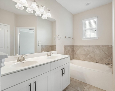 13400 Briarwick Dr - Photo Thumbnail 24