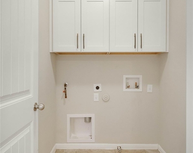 13400 Briarwick Dr - Photo Thumbnail 12