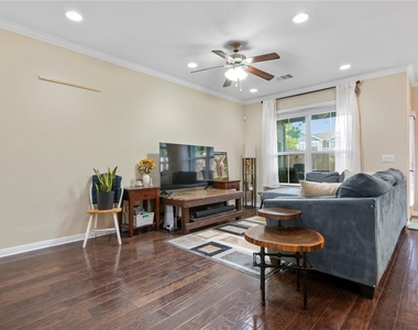 13400 Briarwick Dr - Photo Thumbnail 10
