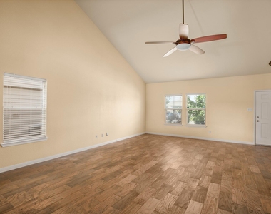 13232 Forest Sage St - Photo Thumbnail 2
