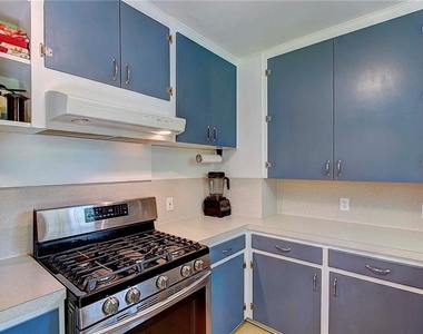 1803 Romeria Dr - Photo Thumbnail 11