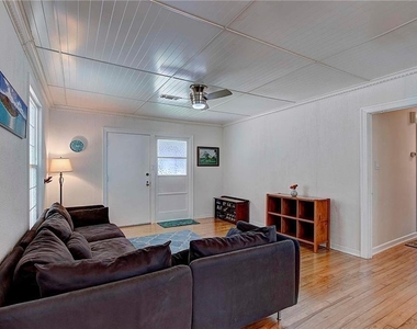 1803 Romeria Dr - Photo Thumbnail 7