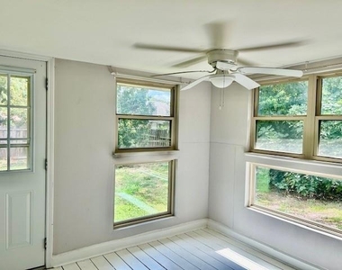 3413 Rocky Hollow Trl - Photo Thumbnail 10