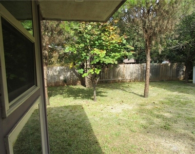 3413 Rocky Hollow Trl - Photo Thumbnail 28