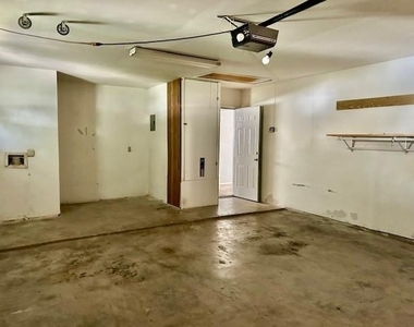 3413 Rocky Hollow Trl - Photo Thumbnail 35